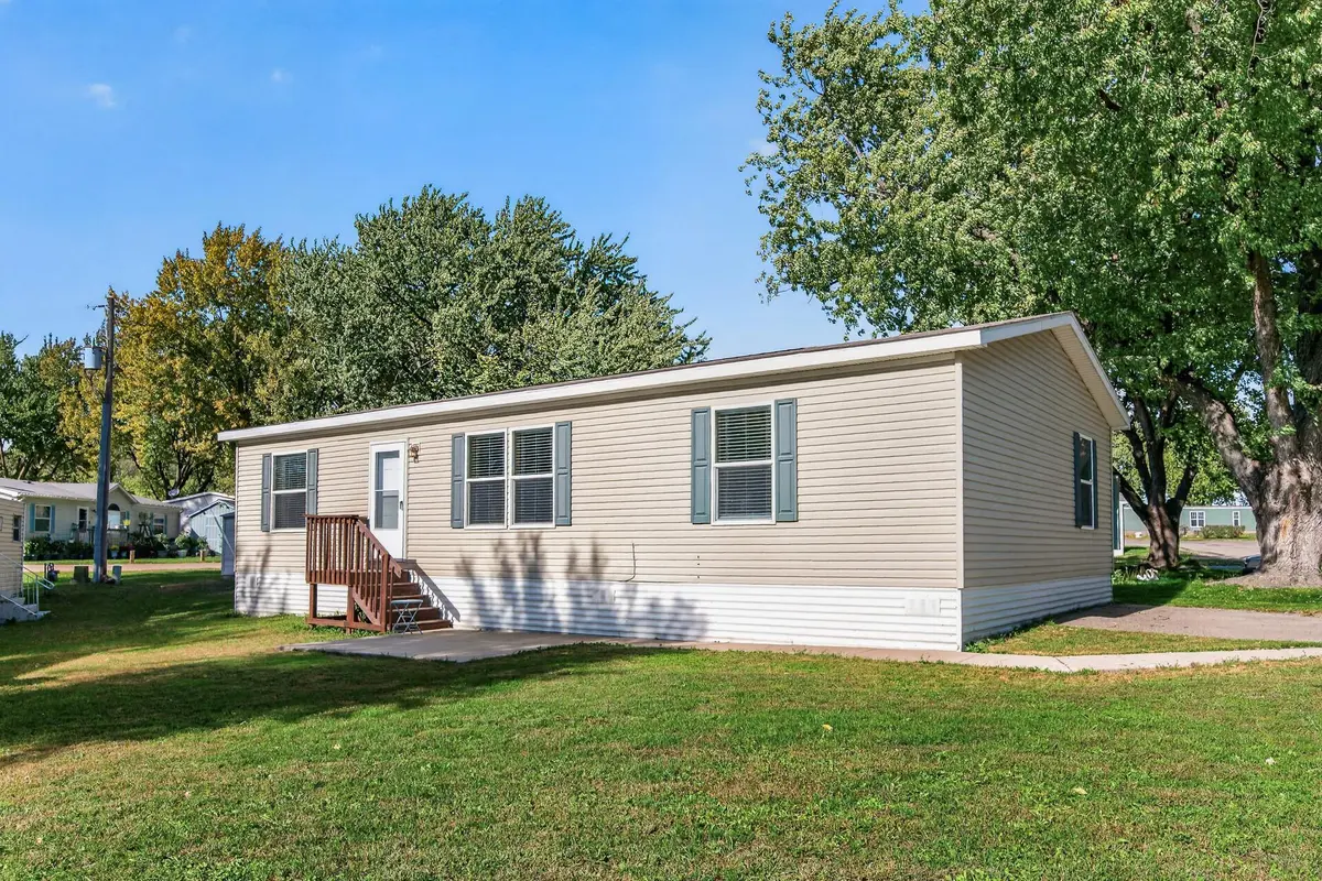 206 Burnsville CIR, Burnsville, MN 55306