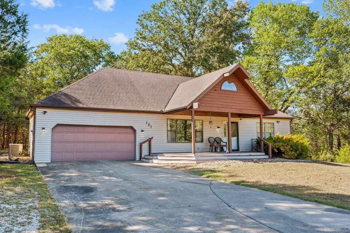 121 Whispering Oaks, Branson, MO 65616