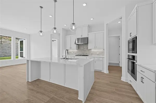 1524 Novara TRL, Leander, TX 78641