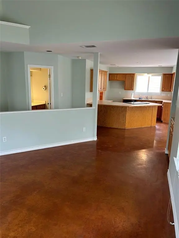 29 Wood Glen DR, Wimberley, TX 78676