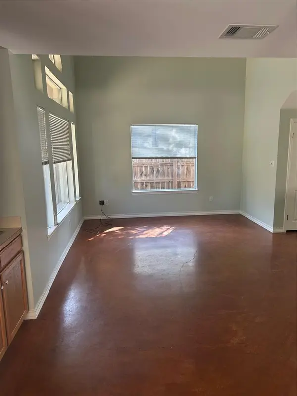 29 Wood Glen DR, Wimberley, TX 78676
