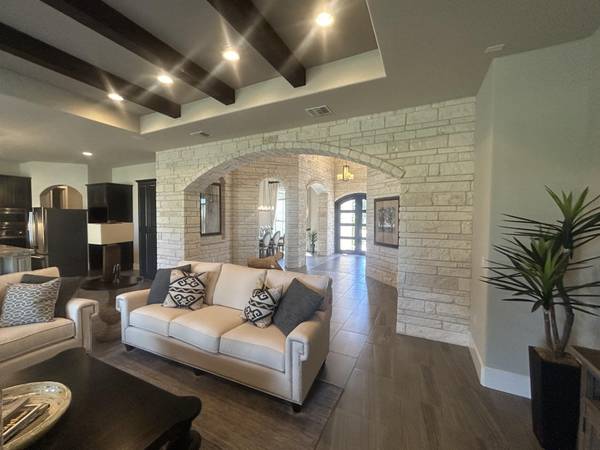200 Creek Crossing DR, Georgetown, TX 78628