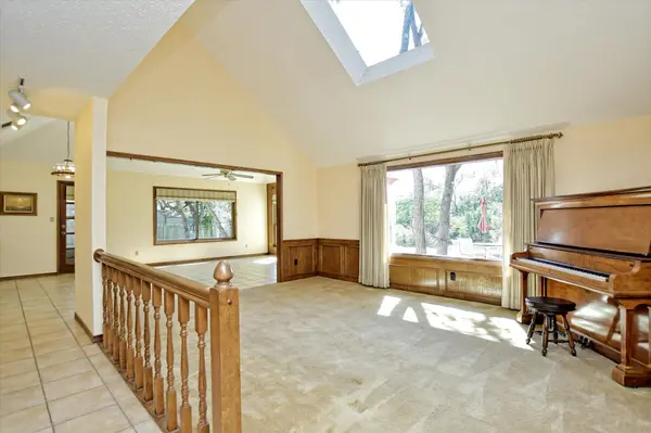 3100 Live Oak ST, Round Rock, TX 78681