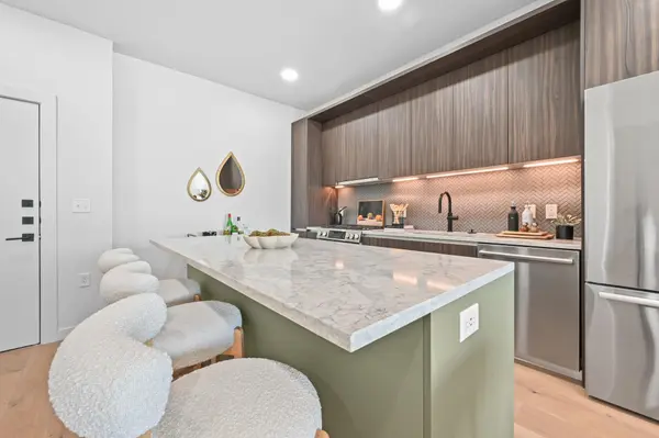 2209 S 1st ST #209, Austin, TX 78704