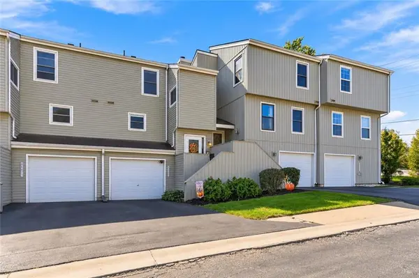 8681 W 108TH PL, Overland Park, KS 66210