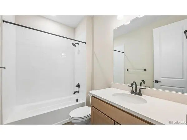 5451 Green Thumb, Firestone, CO 80504