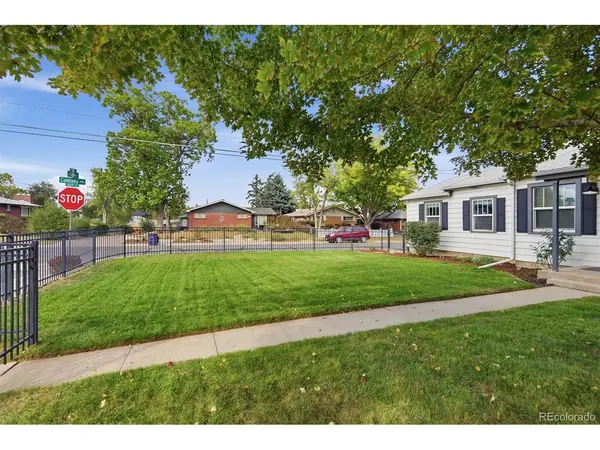 1800 S Steele, Denver, CO 80210