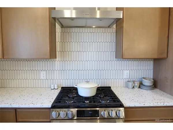 5198 Robb, Arvada, CO 80002