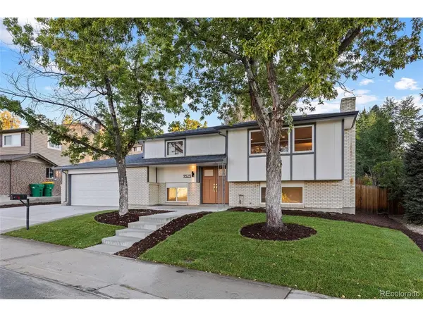 9525 W Wesley, Lakewood, CO 80227