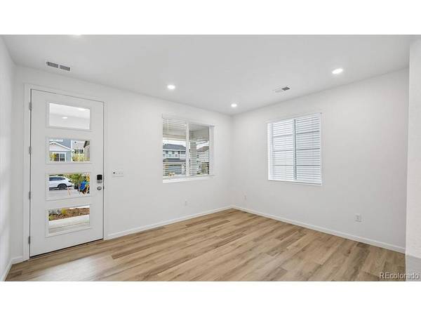 466 S Salida, Aurora, CO 80017