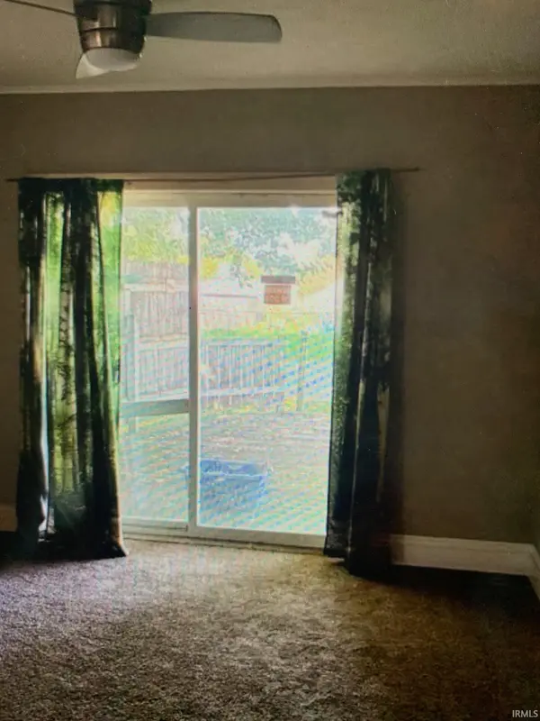 311 W Ewing AVE, South Bend, IN 46613-2107