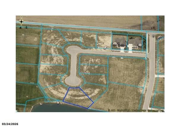 6545 White Willow LN, Auburn, IN 46706