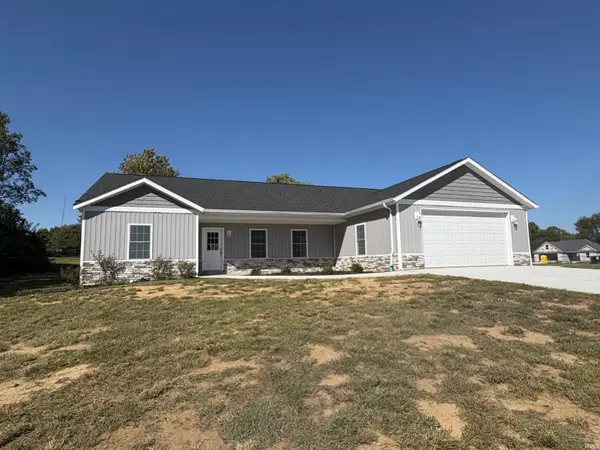 34 Buck Ridge DR, Vincennes, IN 47591