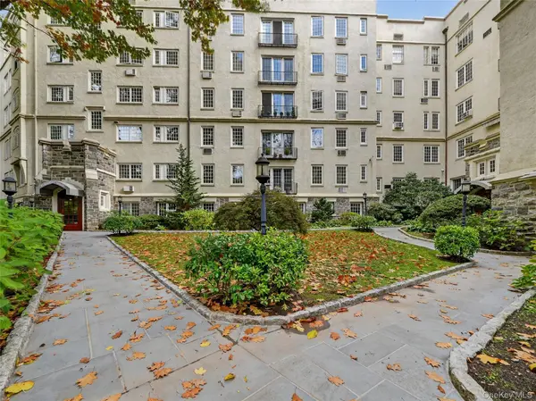 1 Rivermere #4F, Bronxville, NY 10708