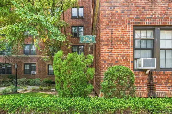 68-12 Burns ST #B2, Forest Hills, NY 11375