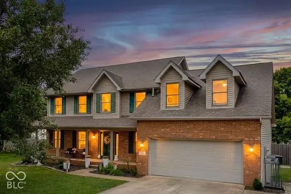 1992 Westminster PL, Columbus, IN 47201