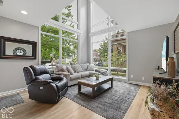 932 N Broadway ST #1, Indianapolis, IN 46202