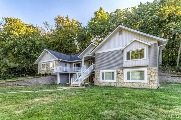 1723 Millstream DR, Chesterfield, MO 63017