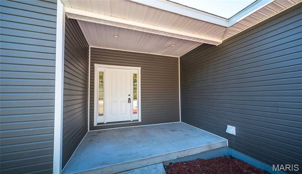212 Tiny Blossom FLDS, Villa Ridge, MO 63089