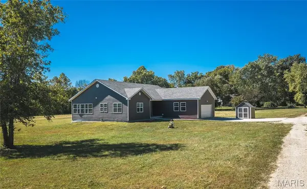 212 Tiny Blossom FLDS, Villa Ridge, MO 63089