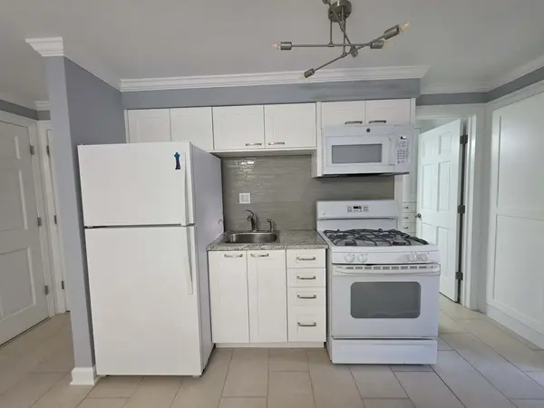 1932 S Central AVE #9, Cicero, IL 60804