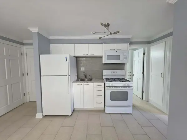 1932 S Central AVE #9, Cicero, IL 60804
