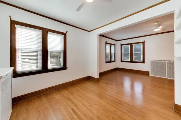 6026 N Oconto AVE, Chicago, IL 60631