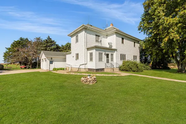 1799 E 8th RD, Tonica, IL 61370