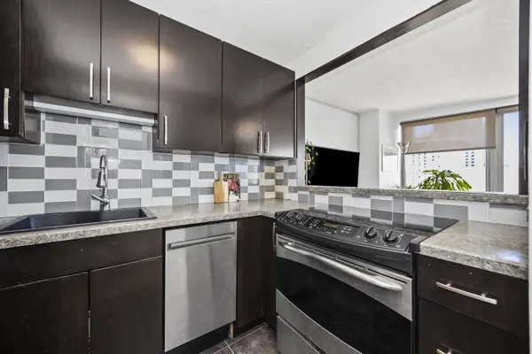 440 N WABASH AVE #2001, Chicago, IL 60611