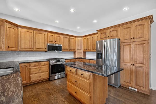 7202 Paulson DR, Marengo, IL 60152