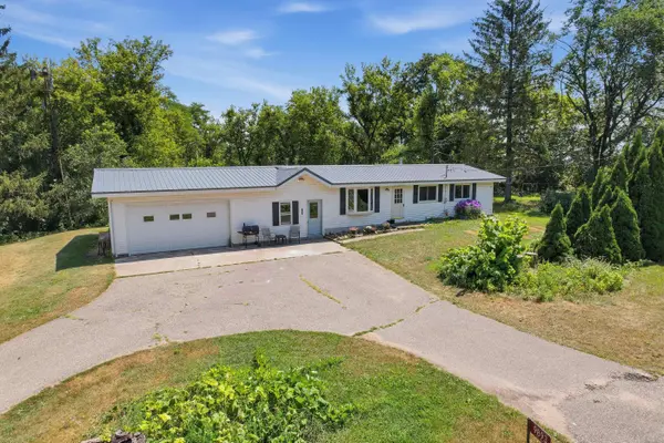 9893 15TH RD,  Almond,  WI 54909