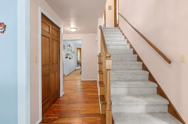 2032 CANDLE WAY, Green Bay, WI 54304-1841