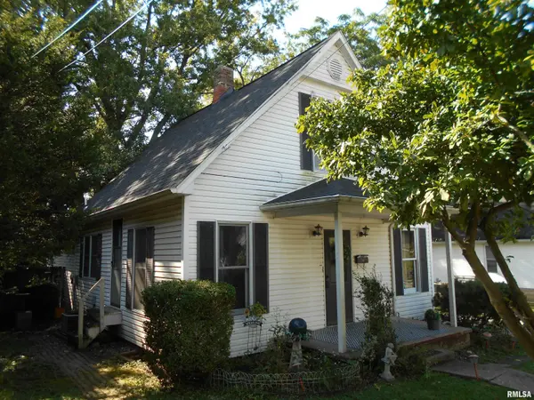 309 E FRANKLIN ST, Macomb, IL 61455