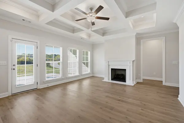 7441 Swindon Blvd, Fairview, TN 37062