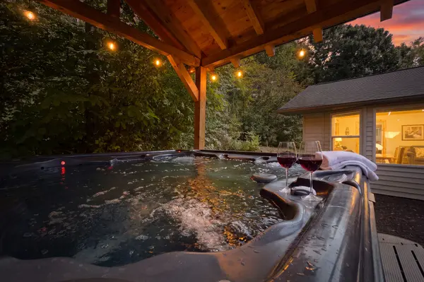 1047 Boardly Hills Blvd, Sevierville, TN 37876