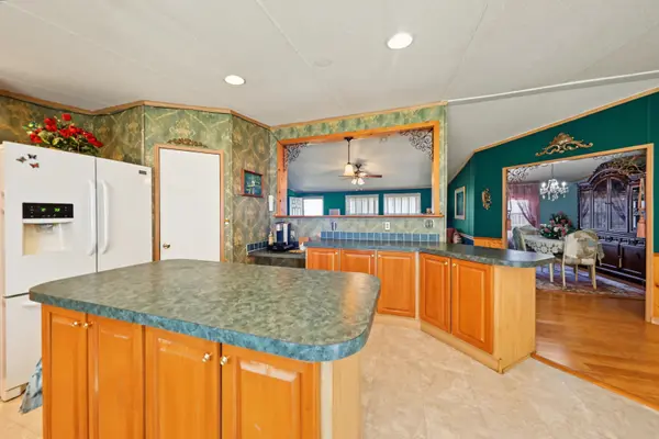 522 Under the Sun Rd, Cosby, TN 37722