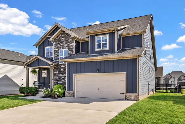 533 Dexter Dr, Clarksville, TN 37043