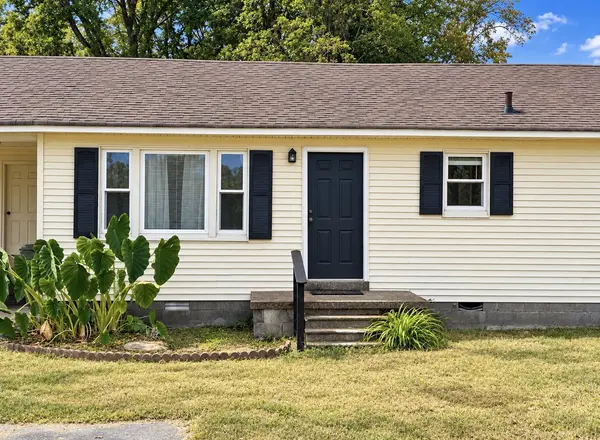 2125 W Gaines St, Lawrenceburg, TN 38464