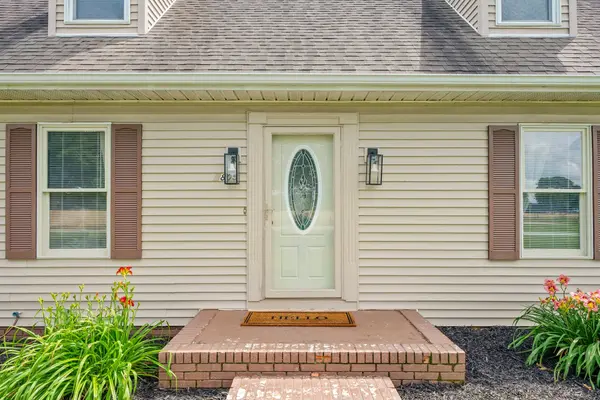 3805 Cadiz Rd, Hopkinsville, KY 42240