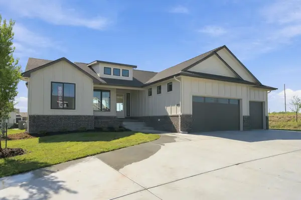 4997 N Emerald, Maize, KS 67101