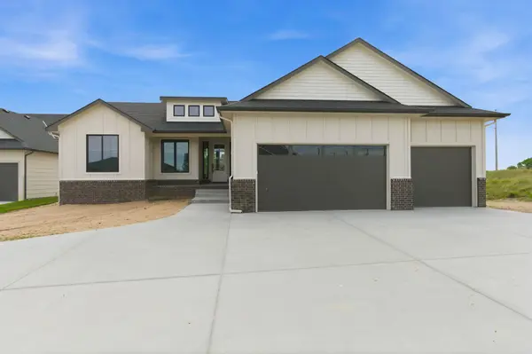 4997 N Emerald, Maize, KS 67101