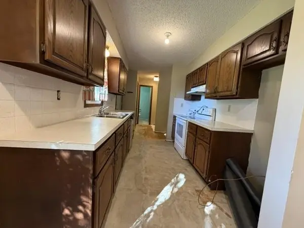 515 W Avenue D, Garden Plain, KS 67050