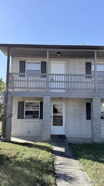 525 Walton Ferry Rd #B4, Hendersonville, TN 37075