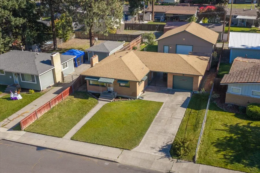 6804 N Stevens St, Spokane, WA 99208