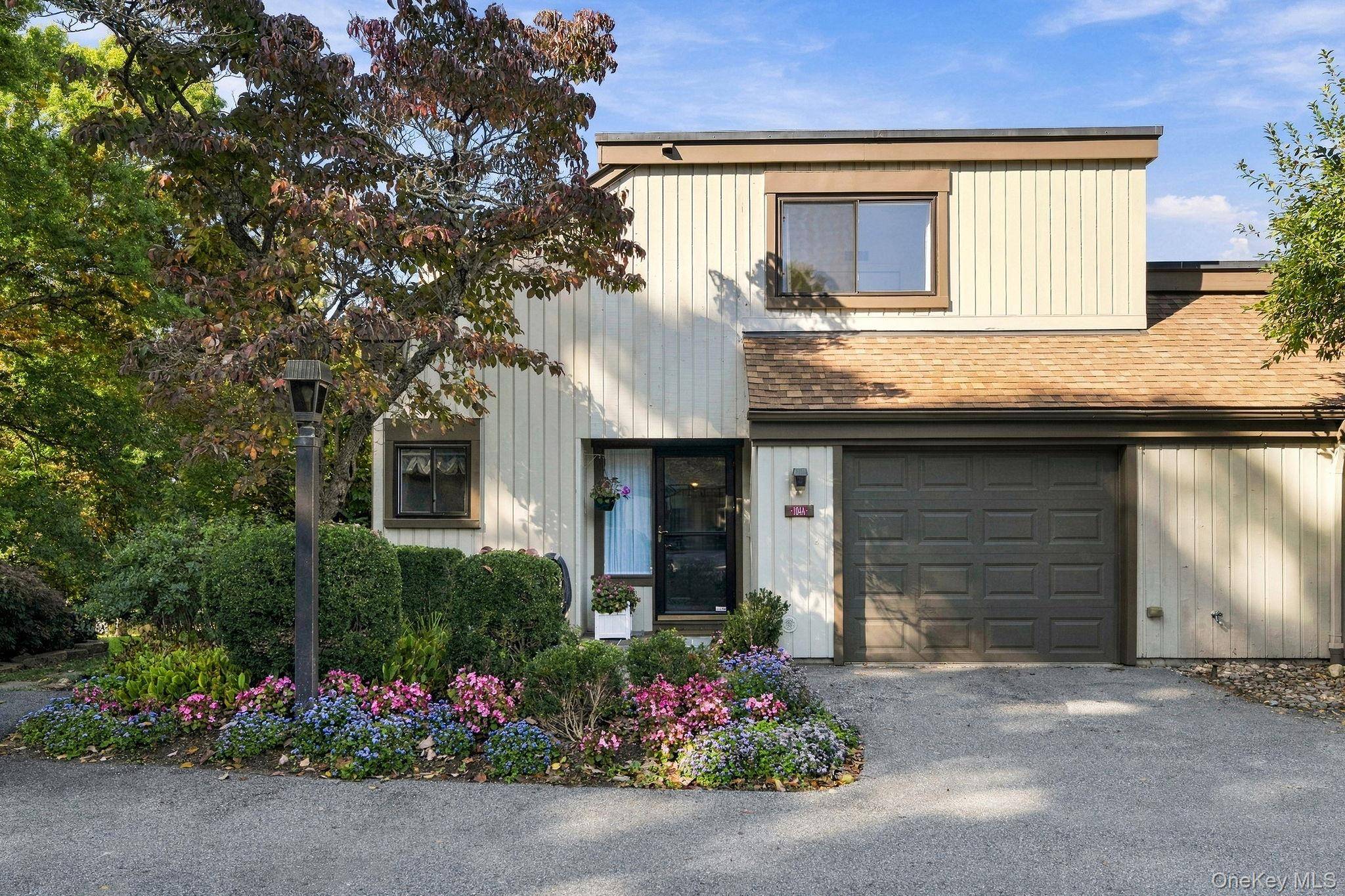 104 Heritage Hills #A, Somers, NY 10589