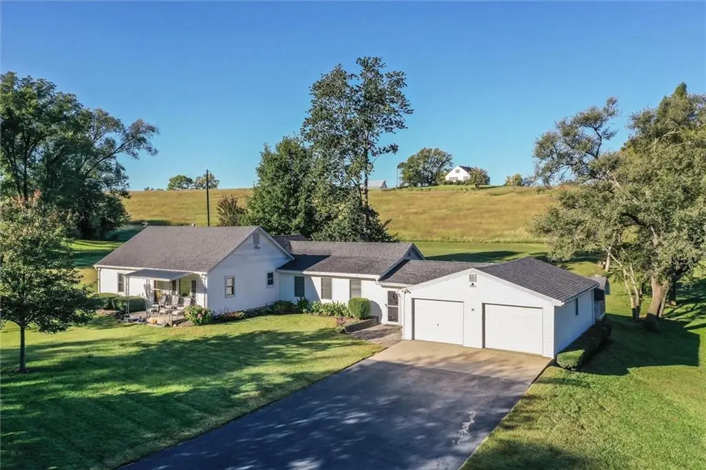 1904 4th ST, Platte City, MO 64079
