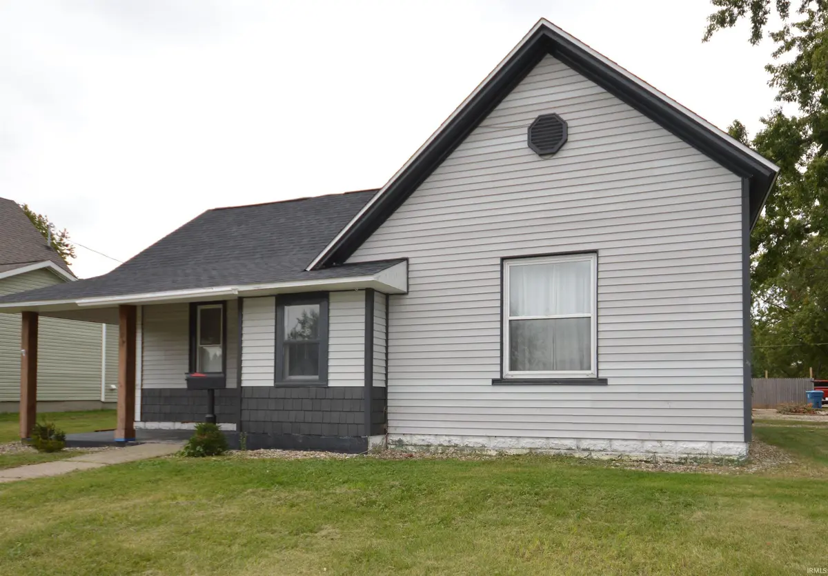 607 Ohio ST, Walkerton, IN 46574