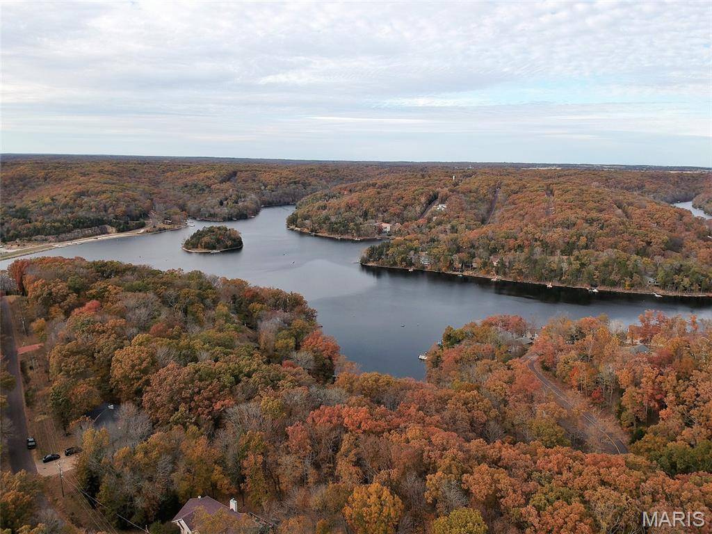 487 S Lake Sherwood DR, Lake Sherwood, MO 63357