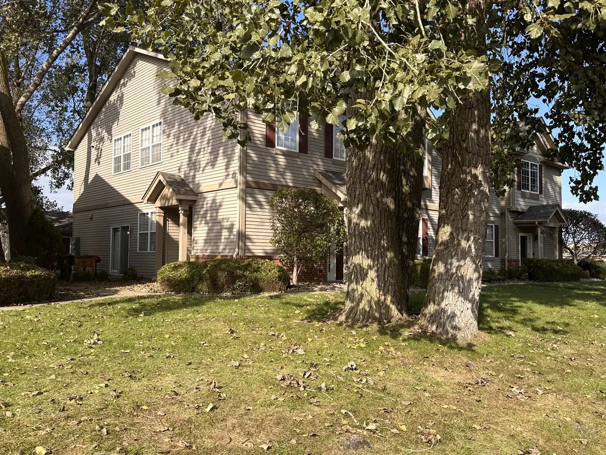 1030 Poppyfield Place, Schererville, IN 46375