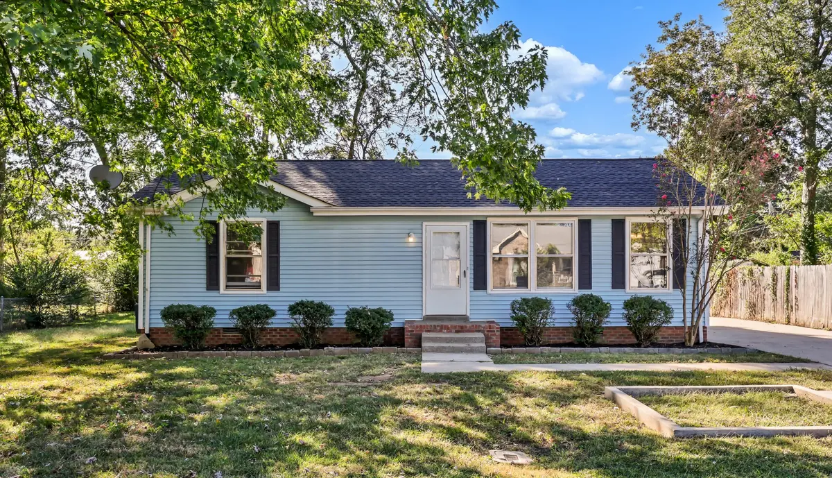 3450 Arvin Dr, Clarksville, TN 37042